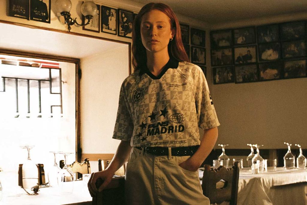 Cómo agrandar la cintura de un pantalón